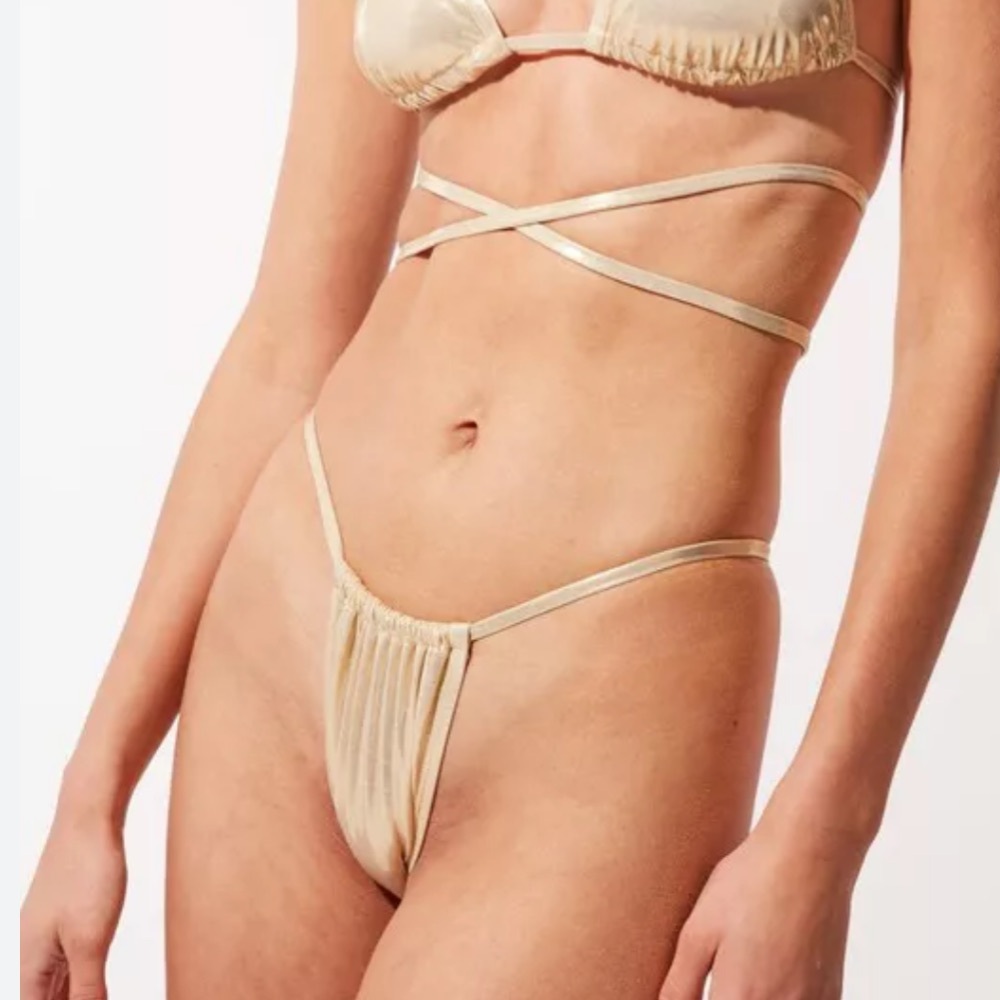 Solid & Striped THE RAINE (BOTTOM)-LIQUID FOIL-PALE GOLD Size Small Side Tie NWT